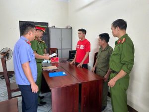 Tiktoker "Dưỡng Dướng Dường phong thủy" bị bắt