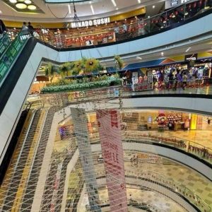 Thay đổi bất ngờ ở Vạn Hạnh Mall sau vụ thanh niên rơi từ tầng 7 xuống tử vong