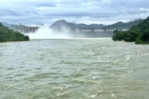 Vào 14h chiều 27/6, thuỷ điện Tuyên Quang sẽ mở 01 cửa xả đáy.